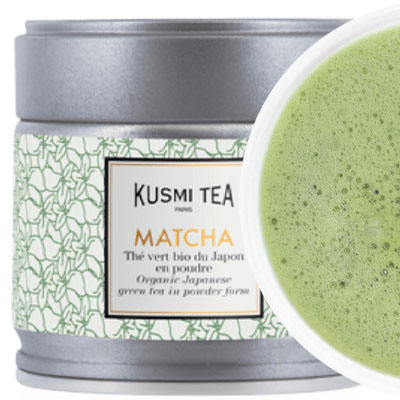 Odkryj prawdziwą moc natury z herbatą Matcha marki Kusmi Tea. Ta wyjątkowa herbata zielona, sproszkowana z najlepszych liści z Japonii, jest pakowana w eleganckim metalowym słoiczku o pojemności 30 gram. Zawierająca bogactwo antyoksydantów i korzystnych dla zdrowia składników, matcha jest idealna zarówno do picia jako napój, jak i do dodawania do smoothie, deserów czy koktajli. Odkryj harmonię smaku i korzyści zdrowotnych z marką, która od lat cieszy się uznaniem miłośników herbaty - Kusmi Tea.